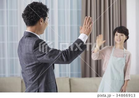 夫婦 ビジネスマン 中年 34866913