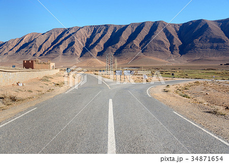 Fork in the road. Morocco 34871654