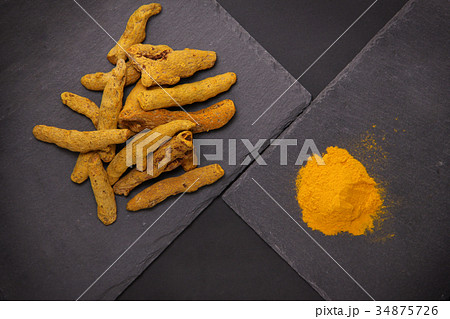 ウコン 根茎と粉末 34875726