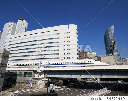 名古屋駅付近、太閤歩道橋からの景色 太閤通をよぎる新幹線 モード学園スパイラルタワーズ 名古屋駅付近、太閤歩道橋からの景色 太閤通をよぎる新幹線 モード学園スパイラルタワーズ 34875919