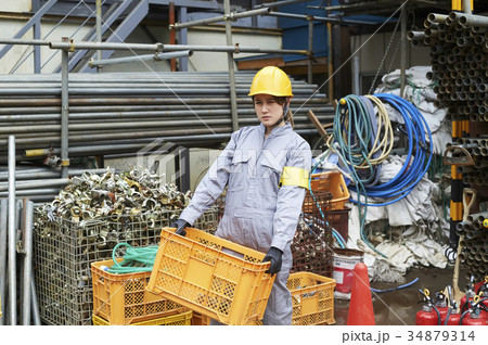 女性作業員 34879314