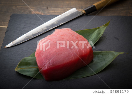 tuna block for sashimi 34891179