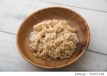 brown rice brown rice 34891196