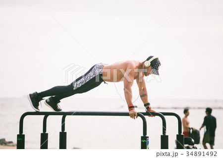 exercise in the open air in the gymnasium on the exercise in the open air in the gymnasium on the 34891492