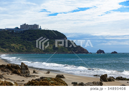 恋路ヶ浜と日出の石門 34893408