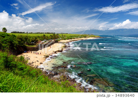 Famous Hookipa beach, popular surfing spot  34893640