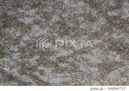 荒い岩肌 34894717
