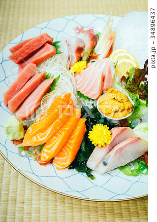Raw and fresh sashimi fish meat Raw and fresh sashimi fish meat 34896437