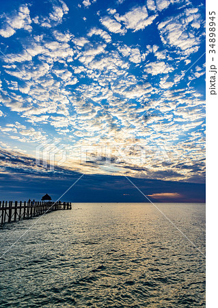 ザンジバル島の夕方(タンザニア、ザンジバル) 34898945