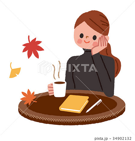 カフェでくつろぐ女性 34902132