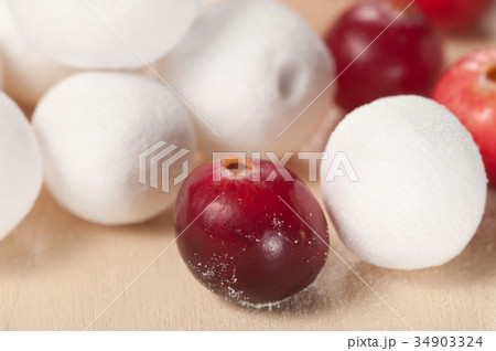 Cranberry in a sugar powder Cranberry in a sugar powder 34903324