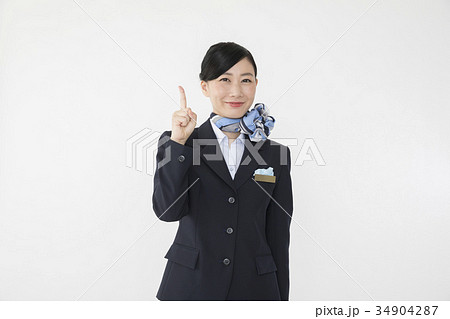 ガッツポーズをするCA キャビンアテンダント ガッツポーズをするCA キャビンアテンダント 34904287