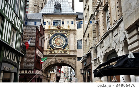 フランス 港町ルーアンの大時計 フランス 港町ルーアンの大時計 34906476