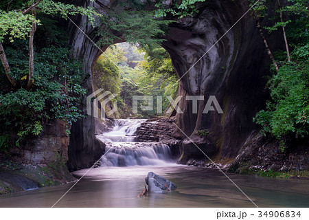 千葉県君津市、濃溝の滝、秋 千葉県君津市、濃溝の滝、秋 34906834