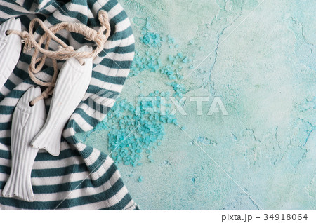 SPA composition with salt and wooden decoration SPA composition with salt and wooden decoration 34918064