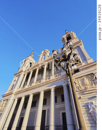 Almudena Cathedral in Madrid Almudena Cathedral in Madrid 34919126