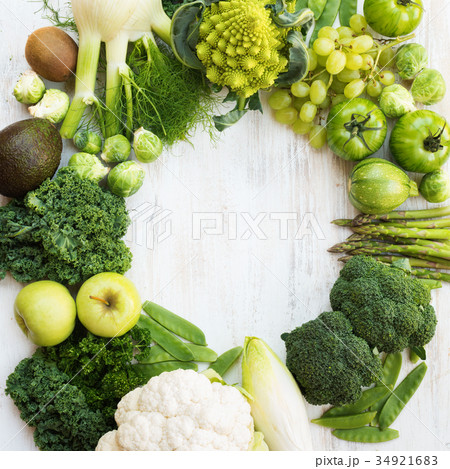 Top view of green vegetables and fruits 34921683