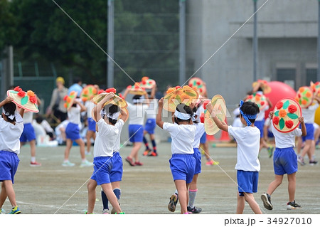 小学校の運動会風景 小学校の運動会風景 34927010