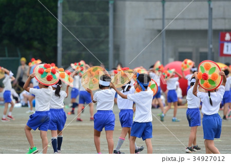小学校の運動会風景 小学校の運動会風景 34927012