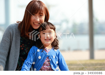 ライフスタイル 親子 女児 ライフスタイル 親子 女児 34930086