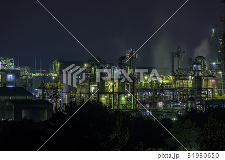 網干なぎさ公園からの工場夜景の写真素材