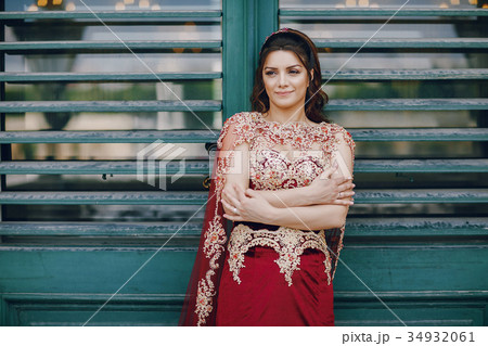 Turkish girl 34932061