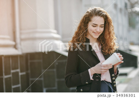 girl in city 34936301