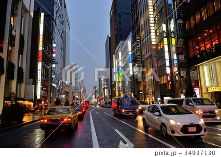 雨の銀座通り夜景 雨の銀座通り夜景 34937130