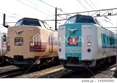 クハ381の並び(吹田工場一般公開) クハ381の並び(吹田工場一般公開) 34940999