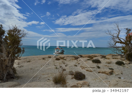 View From the sandy beach of Elafonisi View From the sandy beach of Elafonisi 34942197