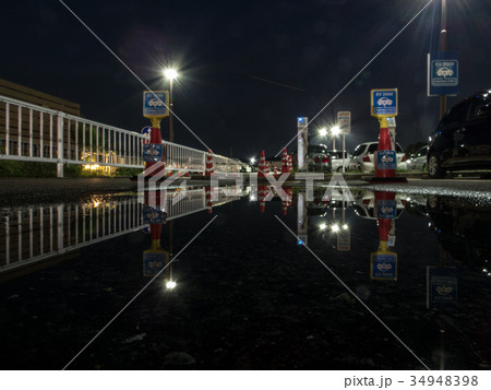 水たまりの向こう側(水たまりふれくしょん) 水たまりの向こう側(水たまりふれくしょん) 34948398