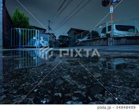 水たまりの向こう側(水たまりふれくしょん) 水たまりの向こう側(水たまりふれくしょん) 34948499