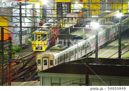 若葉台検車区の京王線版ドクターイエロー 34950949