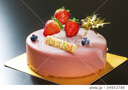 イチゴムースのクリスマスケーキ イチゴムースのクリスマスケーキ 34953786