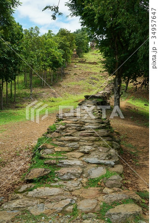 Wat Saphan Hin in Sukhothai, Thailand（ワット・サパーンヒン） 34957647