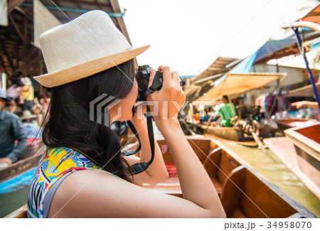 beautiful female traveler travel in Thailand beautiful female traveler travel in Thailand 34958070