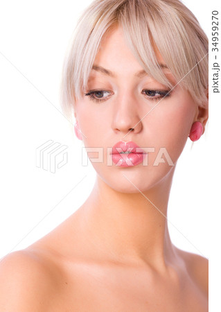Young woman 34959270