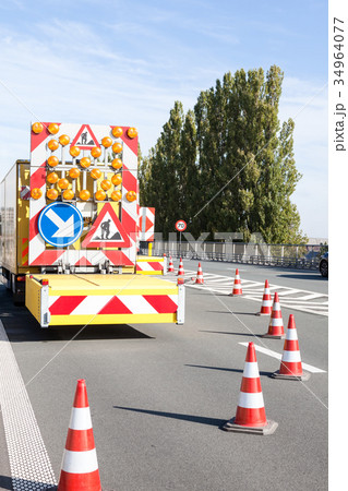 Hazards at roadworks 34964077