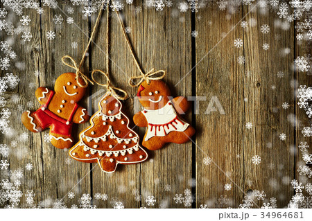 Christmas homemade gingerbread couple cookies 34964681