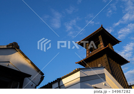 夕日を浴びる川越時の鐘 2017年10月 左下から 夕日を浴びる川越時の鐘 2017年10月 左下から 34967282