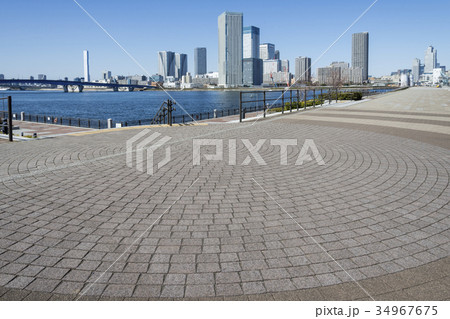 豊洲公園から望む晴海トリトンスクエア 豊洲公園から望む晴海トリトンスクエア 34967675