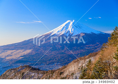 厳冬の三ツ峠山から富士山 厳冬の三ツ峠山から富士山 34969402