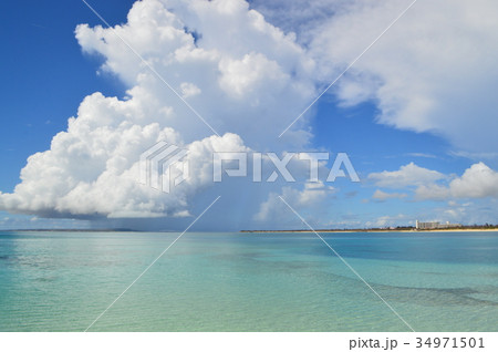 宮古島の積乱雲 34971501