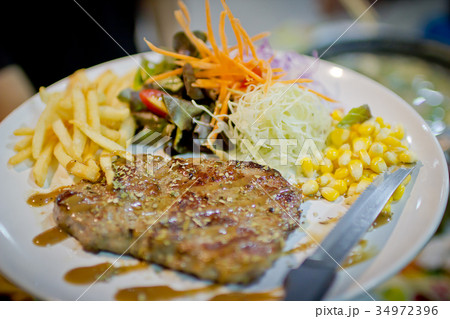 Steak set 34972396