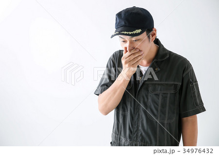 整備士の男性 34976432