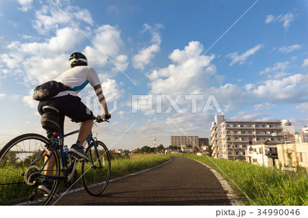 サイクリング 秋  34990046