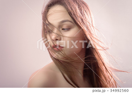 flying red hair 34992560