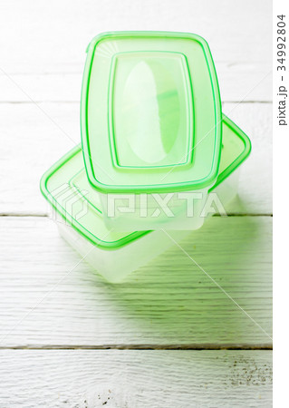 Picture of two lunchboxes with green lid Picture of two lunchboxes with green lid 34992804