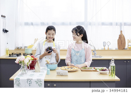 10代 フルーツ 果物 34994181