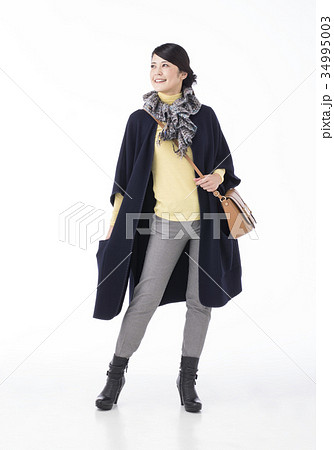 30代後半の日本人女性 30代後半の日本人女性 34995003